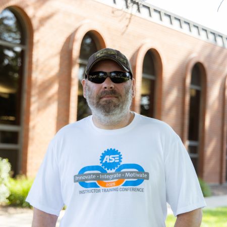 Directory photo of Michael Lindstrom